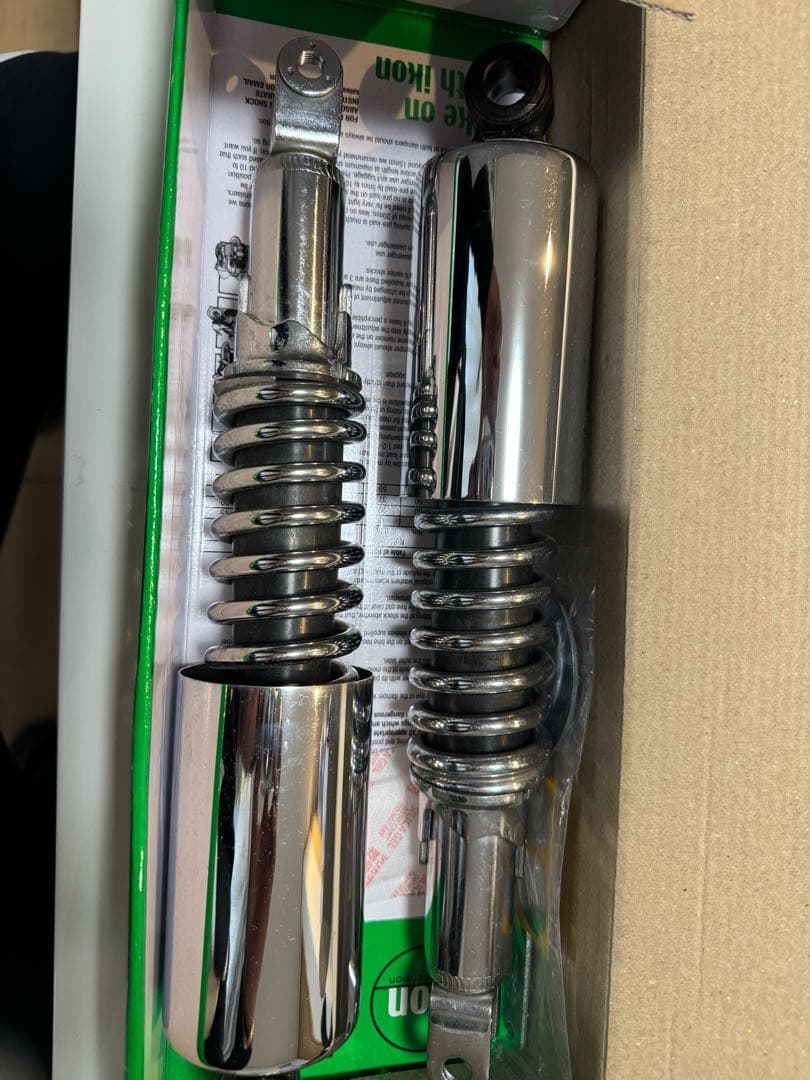 CB750 four用リアサス