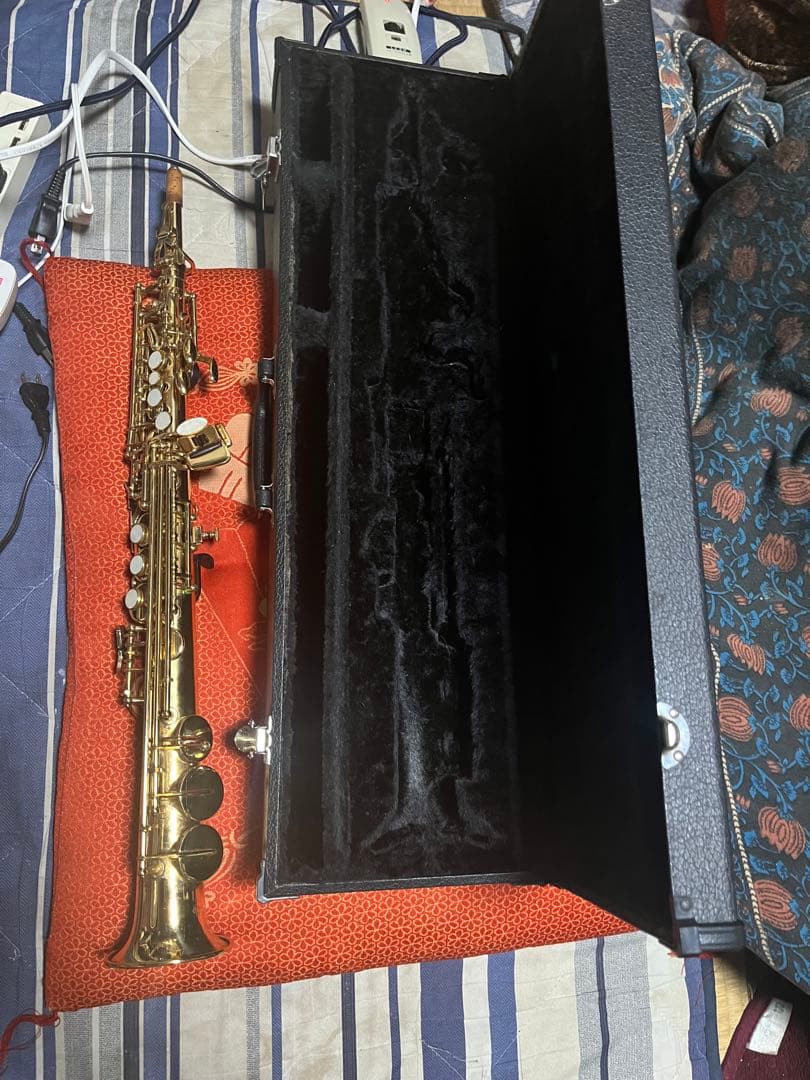 ゴールド サックス本体 ケース付き