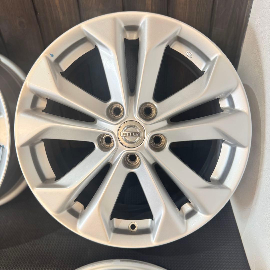 美品！NISSAN純正　エクストレイルT32　17インチホイール　4本！