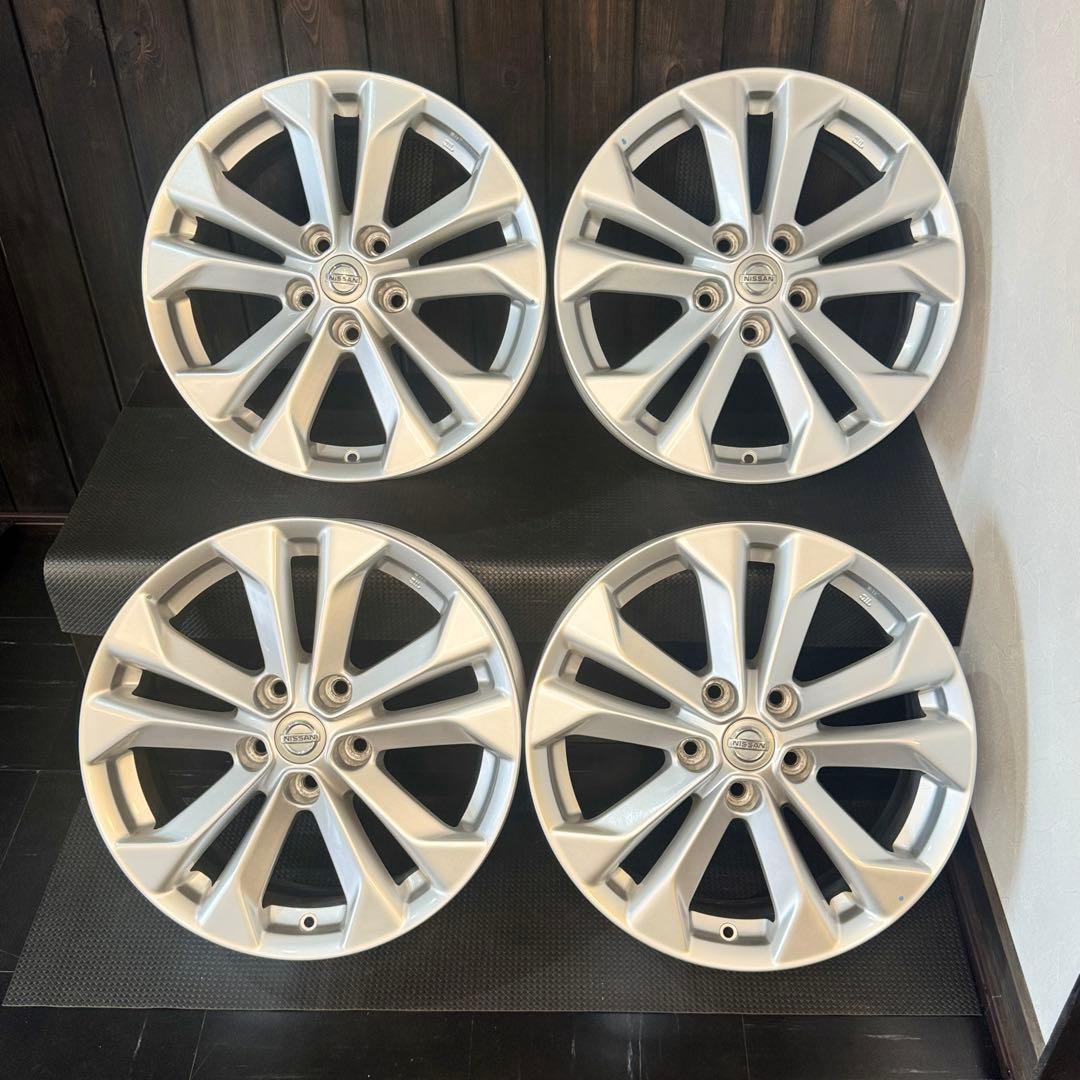 美品！NISSAN純正　エクストレイルT32　17インチホイール　4本！