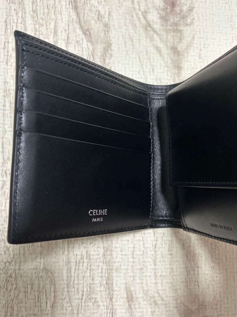 セリーヌ　財布　二つ折り　トリオンフ