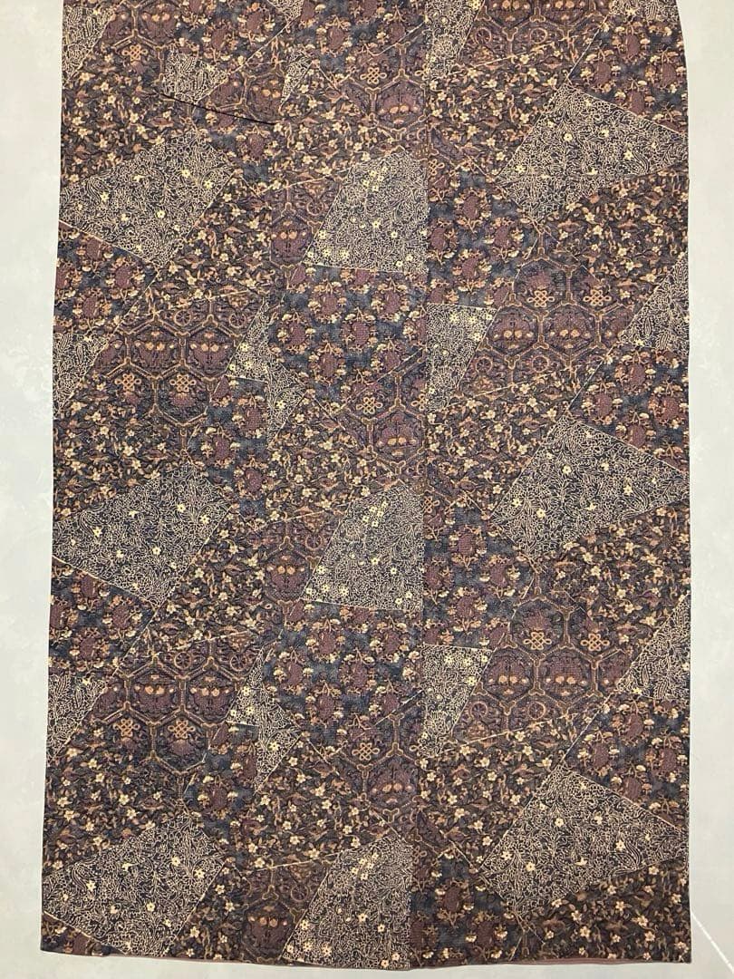 【NEW】美品♡ 切り嵌め 更紗文様 唐草模様 渋みパープルブルー系 正絹 小紋