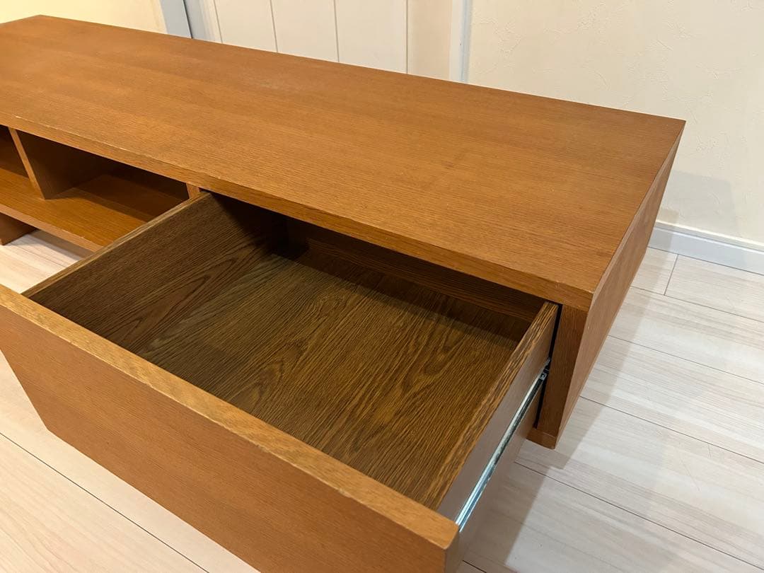 ブラウン木製テレビ台