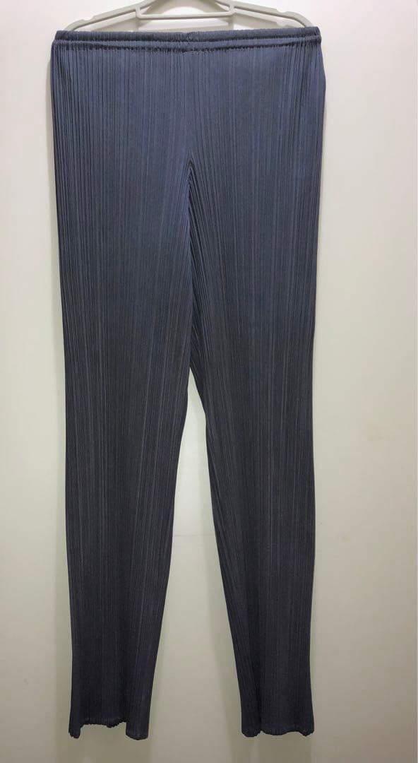 ⑱PLEATS PLEASE ISSEY MIYAKE １号