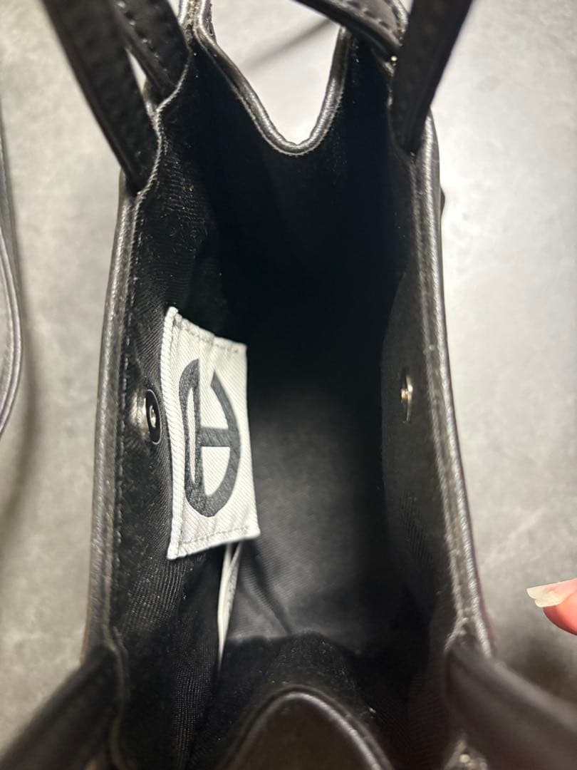 Telfar（テルファー）　スモールショッピングバッグ