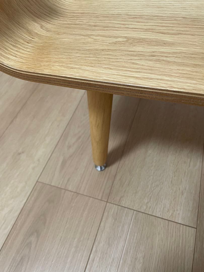 ニトリ　ガラス天板の木製センターテーブル