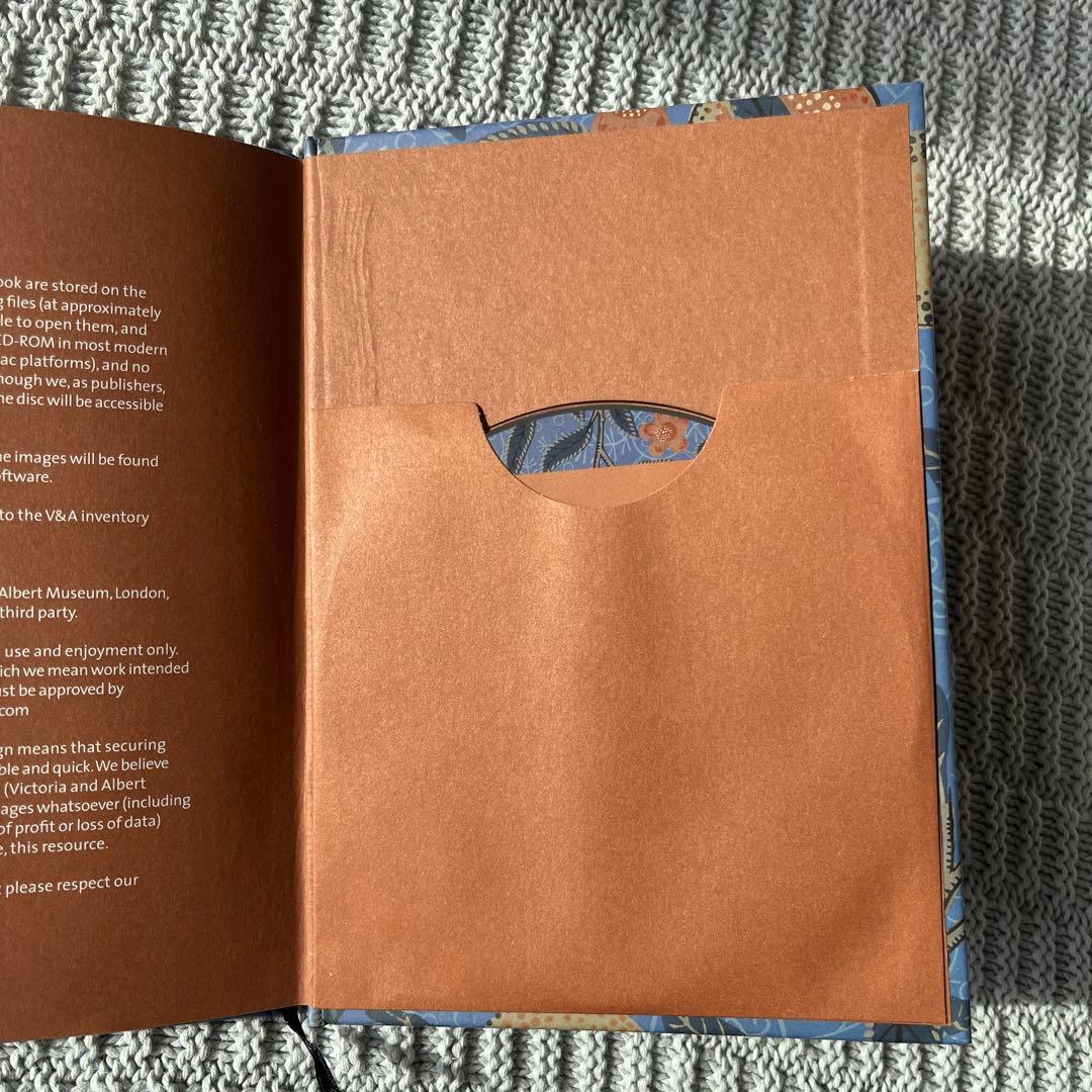 ウィリアムモリス　V&A PATTERN  デザイン集