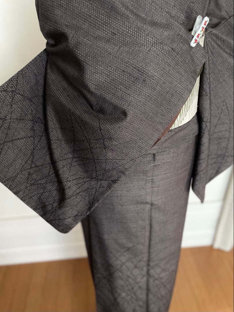 深茶 十日町紬 付下げ100亀甲 正絹着物