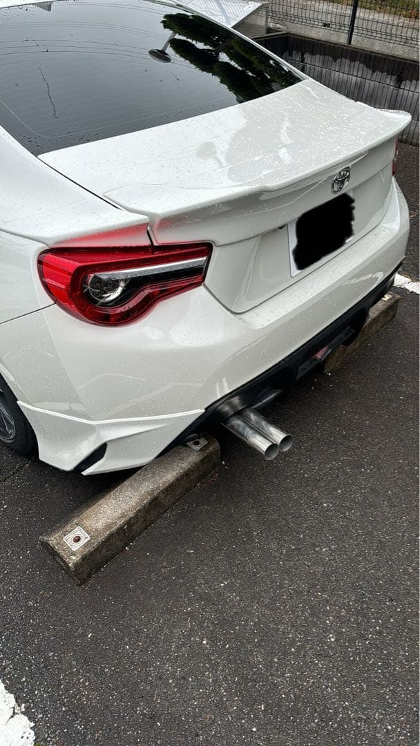 86 ZN6 リアピストレートマフラー