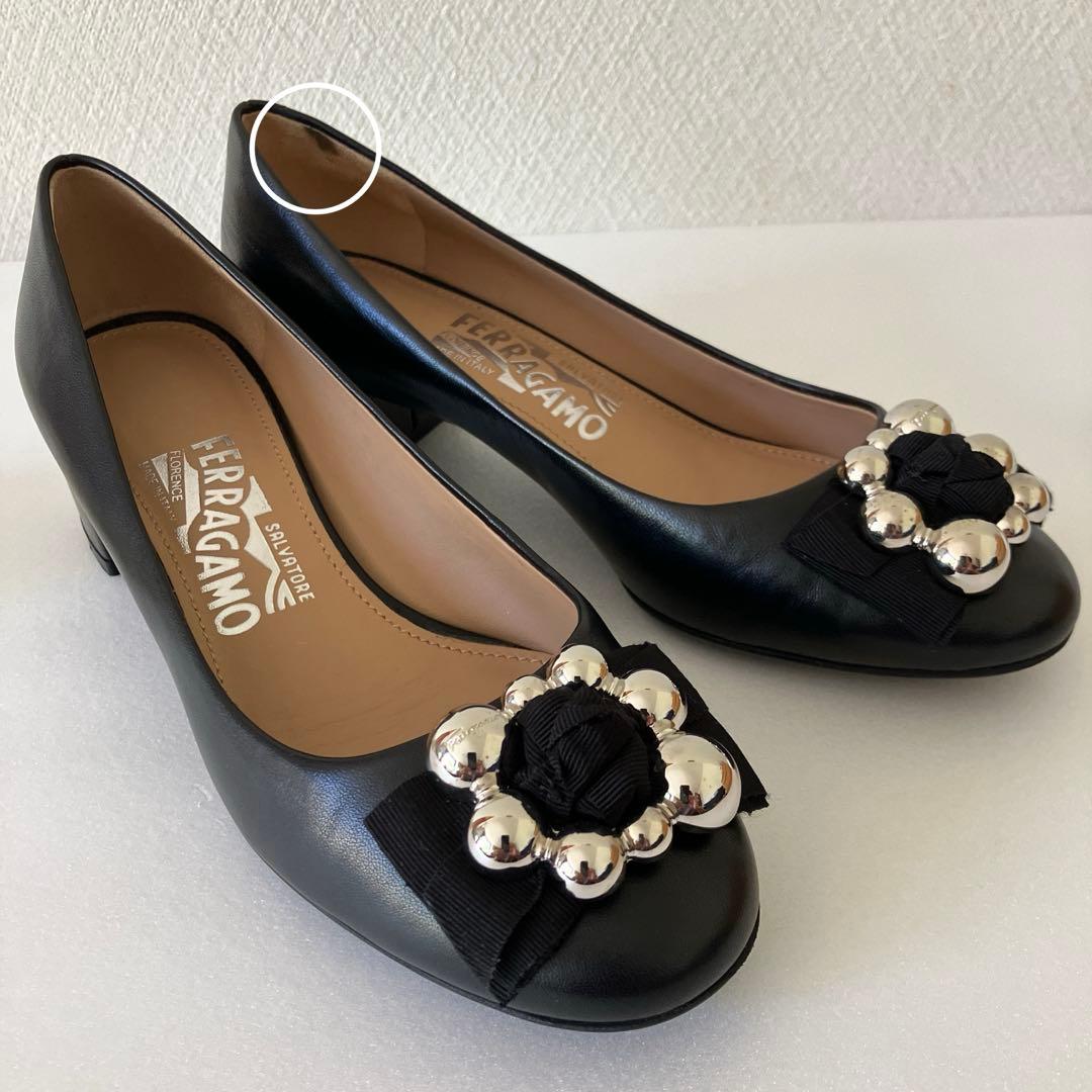 レア！フェラガモ パンプス シルバー金具 カーフレザー フラットシューズ　5