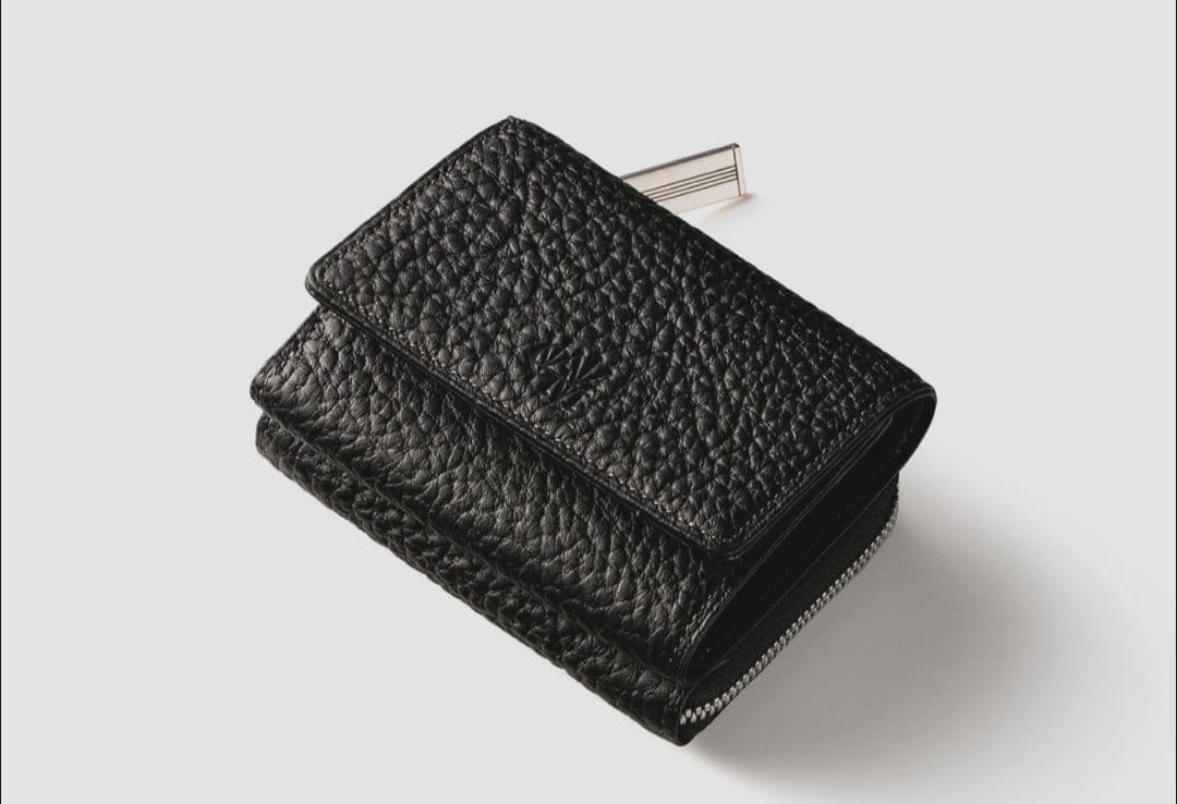 COCOMEISTER マットシュリンクカムラッド 三つ折り財布 ブラック