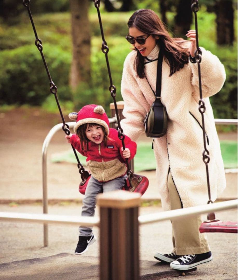 HYKE　ベージュ ボアコート フリース オーバーサイズ フロントボタン付き