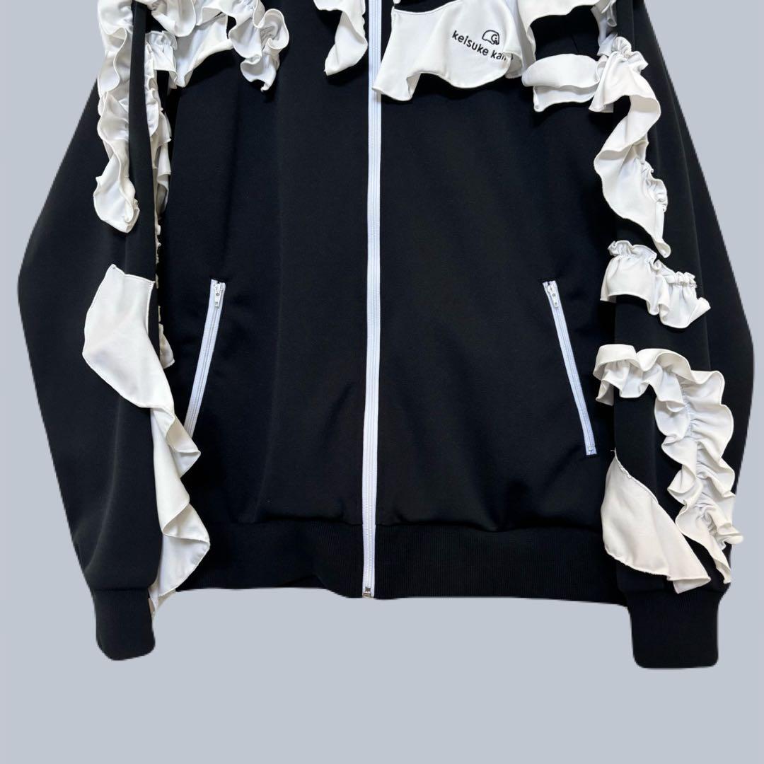 keisuke kanda フリルまみれのジャージ