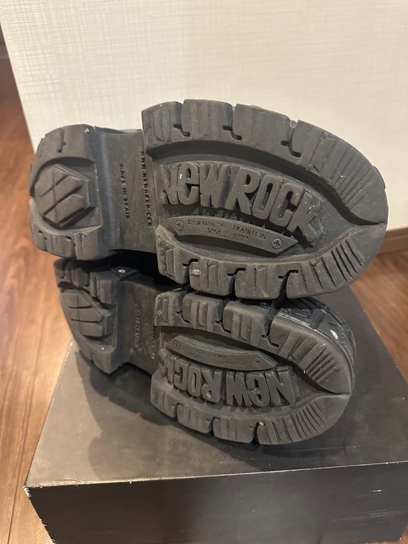 NEW ROCK厚底スニーカー