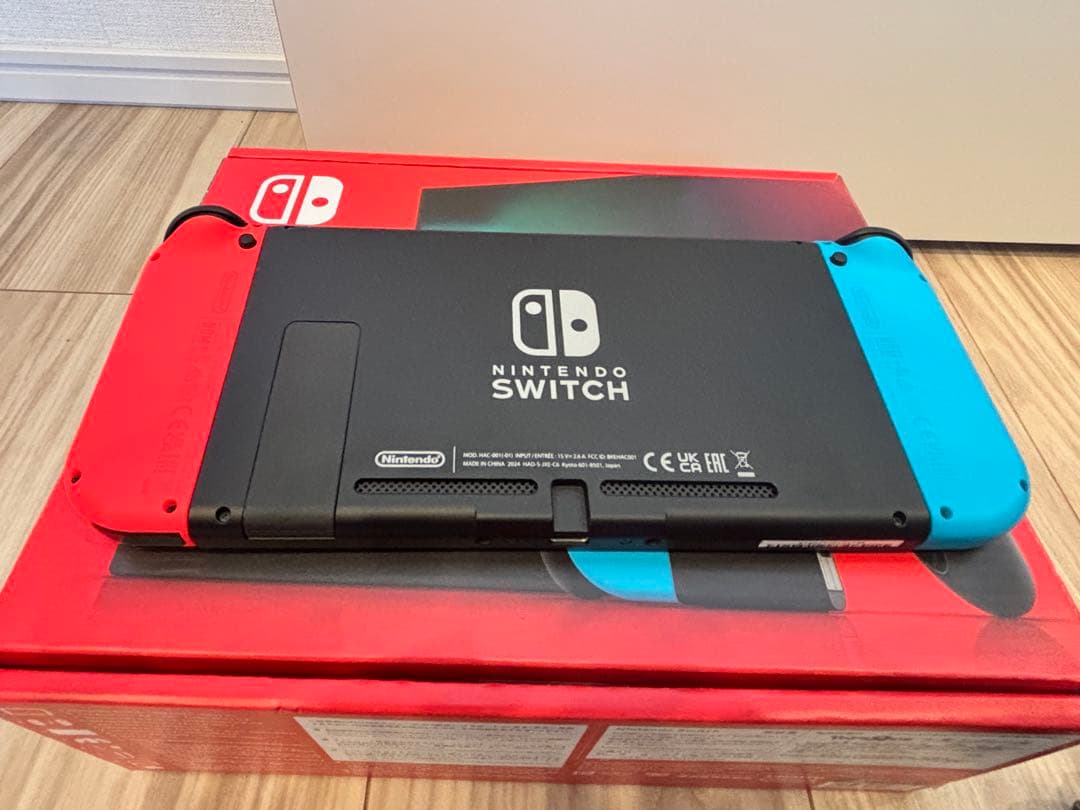 Nintendo Switch ネオンブルー・レッド 本体