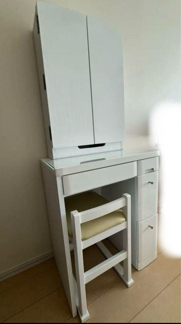 ニトリ　ドレッサー（三面鏡、イス付き）＊東京都三鷹市に取りに来ていただける方限定