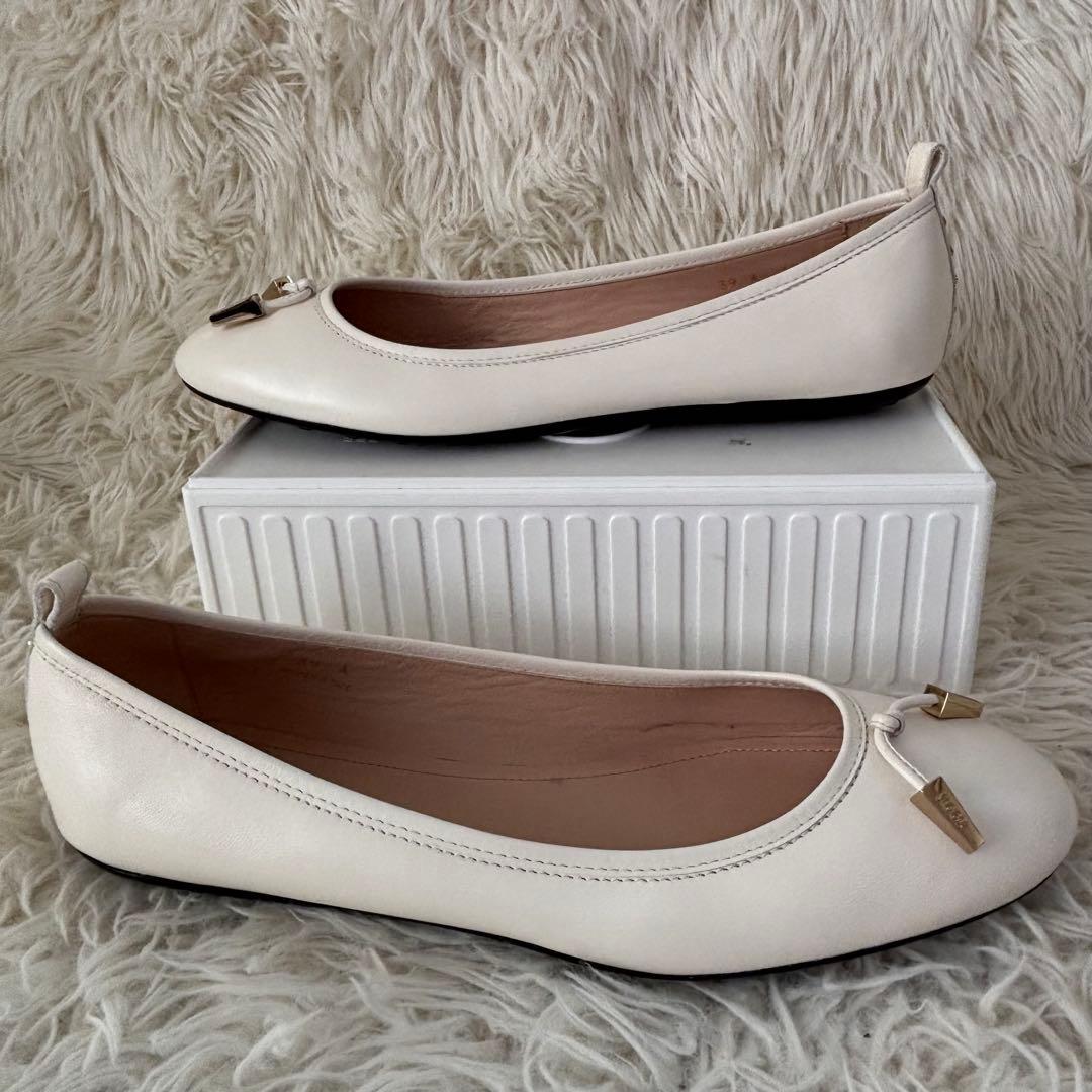 ✨未使用級　TODS トッズ ドライビングシューズ　フラットシューズ　パンプス