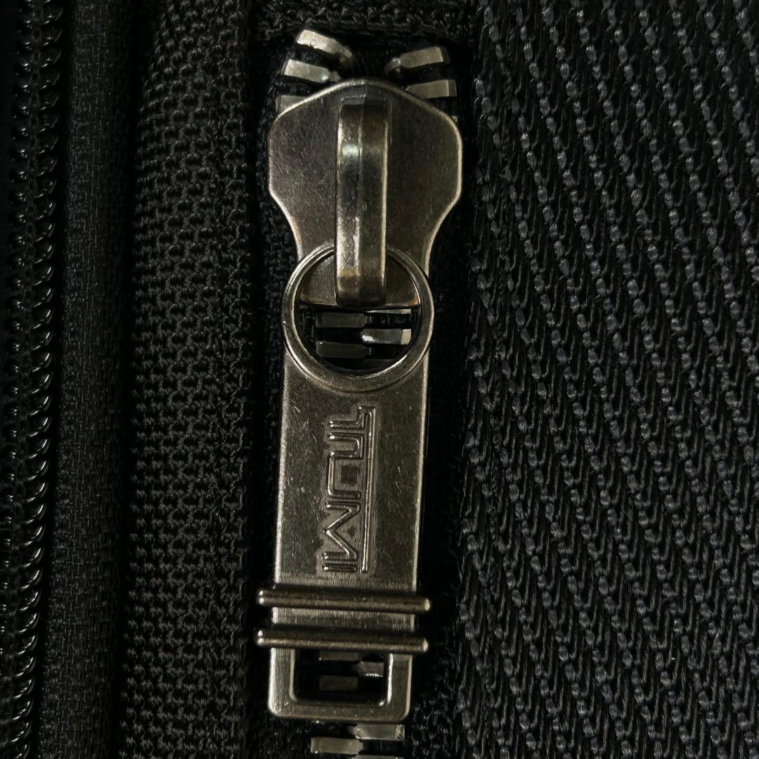 極美品 TUMI ALPHA BRAVO 「デイヴィス」 保存袋付き