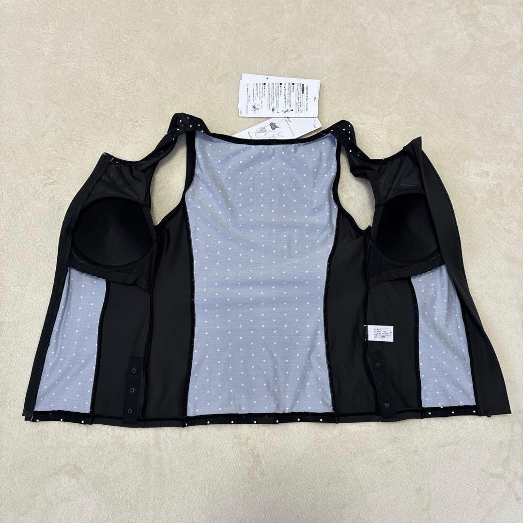 新品未使用　ワコール　スイムウェア　フィットネス水着　おなかシェイプ　9M