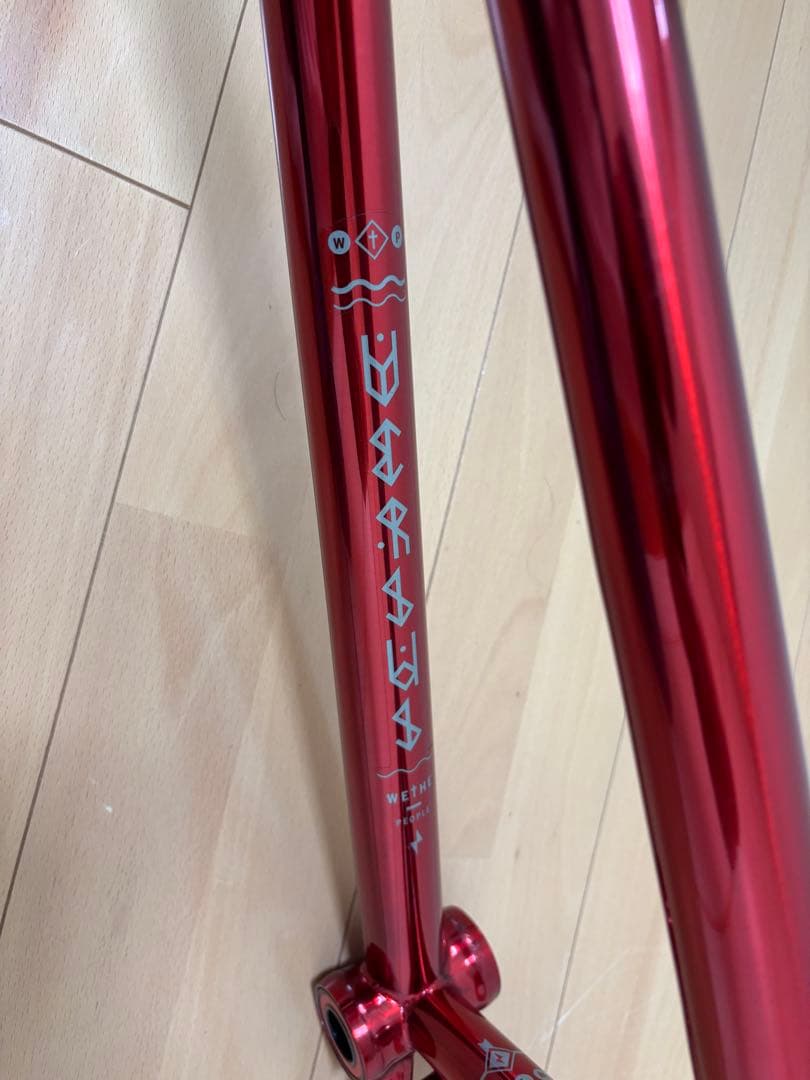 ウィーザピープル　バーサス　BMXフレーム レッド