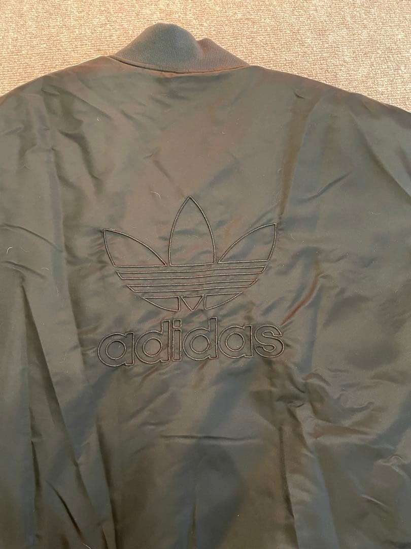 adidas ボンバージャケット ブラック