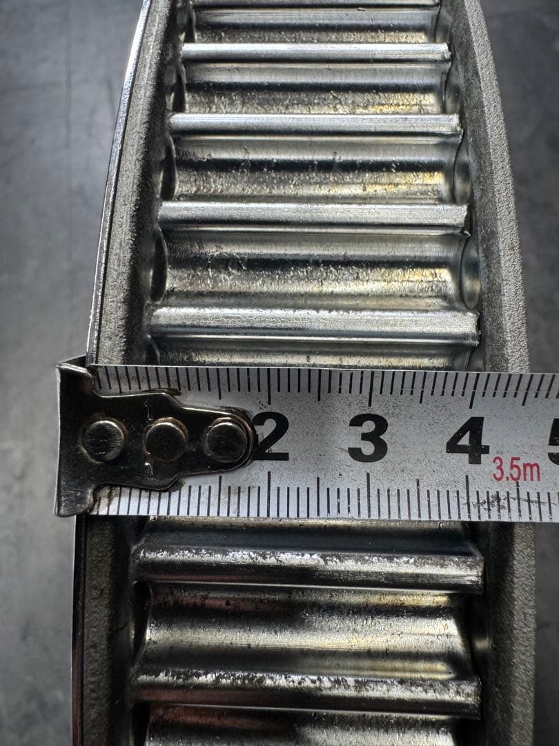 ハーレー　リアスプロケット70T＆メッキカバー付属 40225-86A