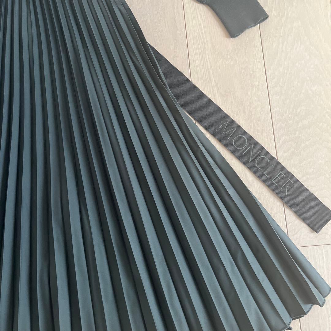 確約済み　モンクレール　ニット×プリーツ切り替えワンピース