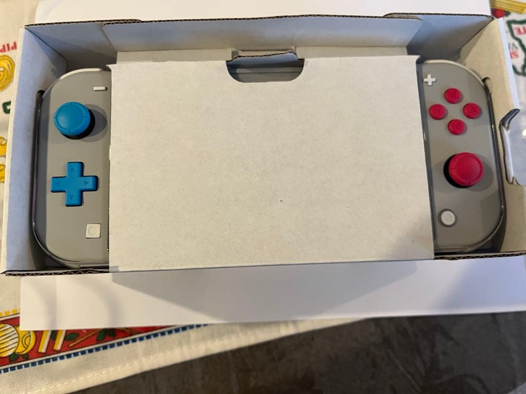 Nintendo Switch Lite ザシアン・ザマゼンタ