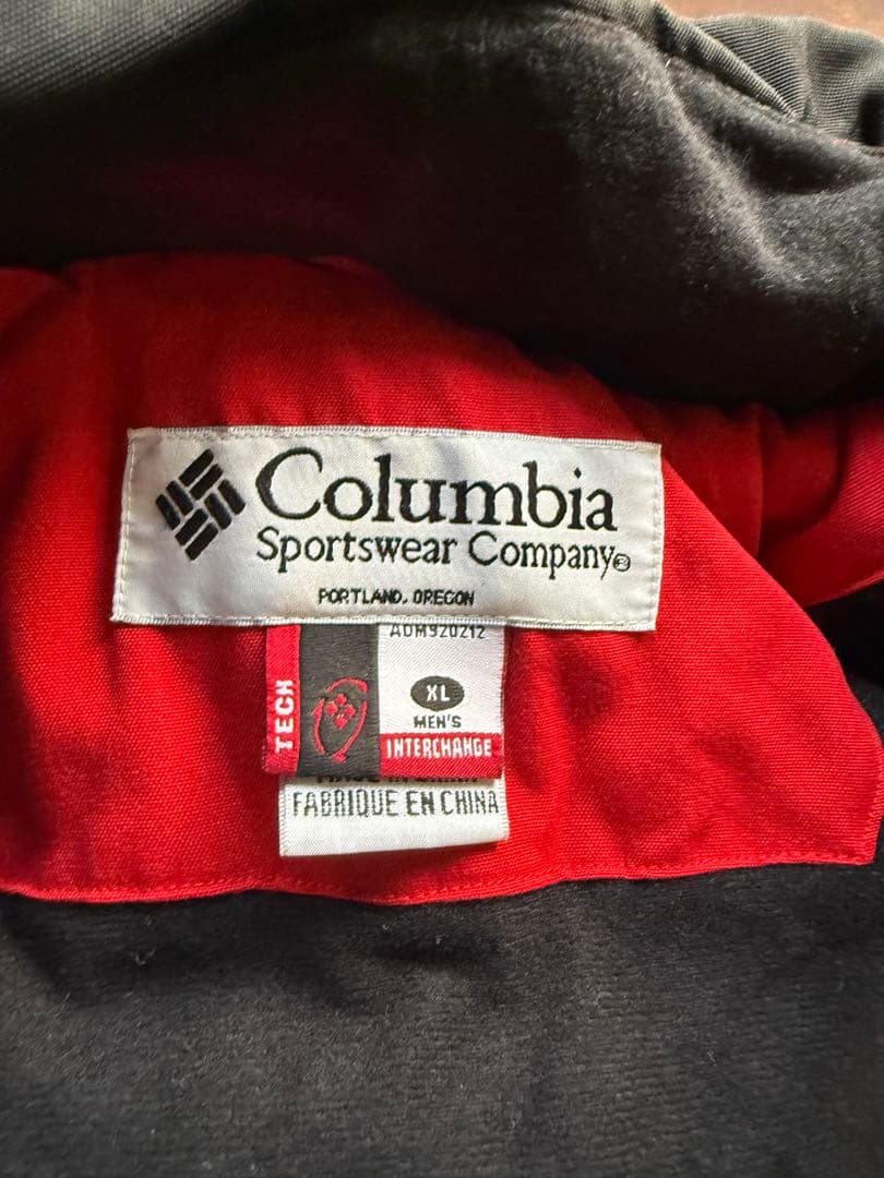 コロンビア　スポーツウェアー