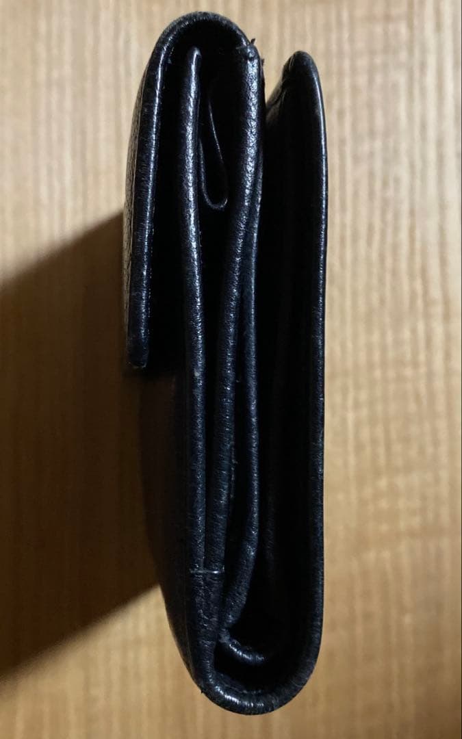 CHANEL レザー製黒二つ折り財布