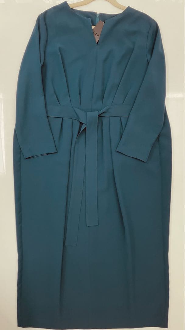 ピ*ぎ様 【新品】iCBコクーン型ワンピース インナー付き 手洗い可能 披露宴