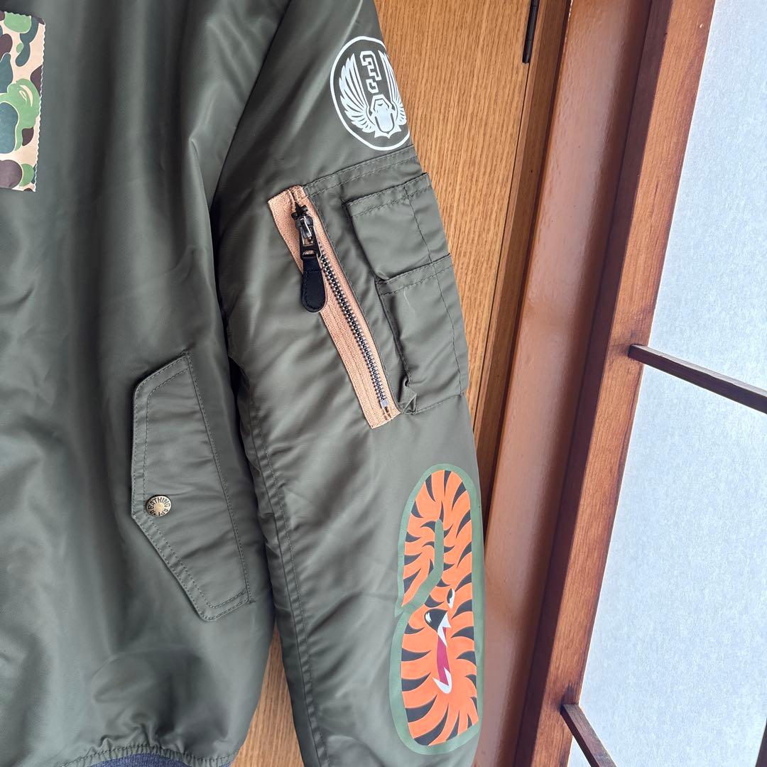 新品　未使用　A Bathing Ape MA-1 M ボンバー　カモ　シャーク