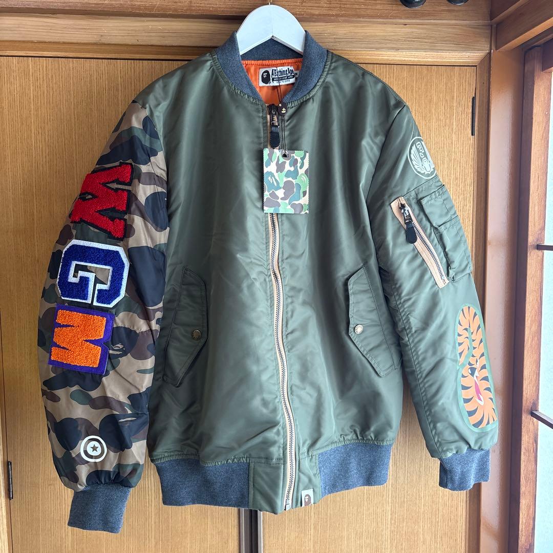 新品　未使用　A Bathing Ape MA-1 M ボンバー　カモ　シャーク
