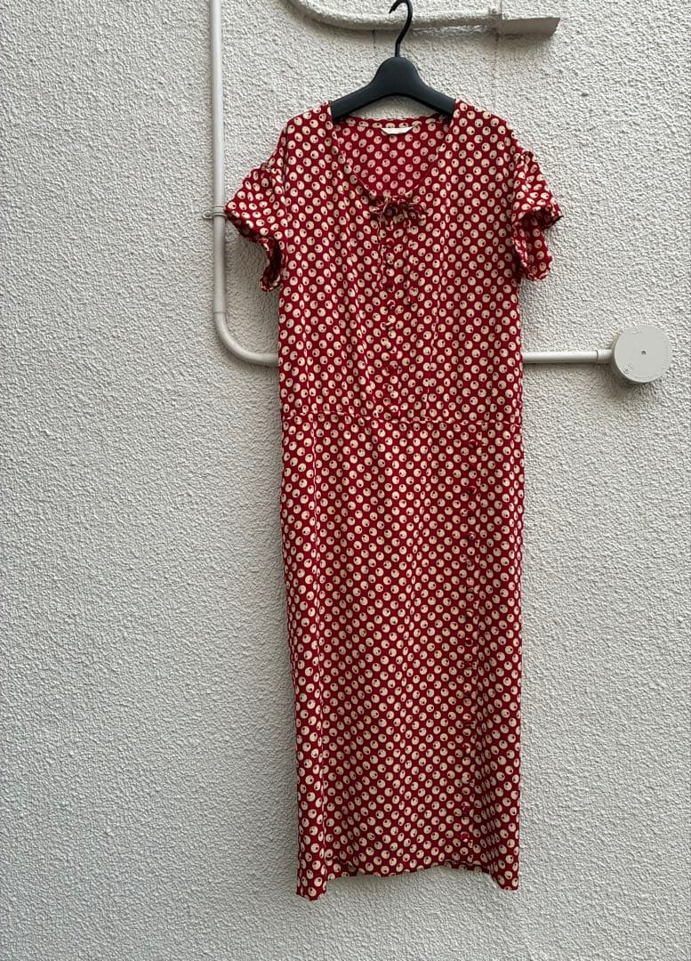 1980年前半金子功氏期　ピンクハウス　赤ワンピース　水玉花テキスタイル縮緬素材