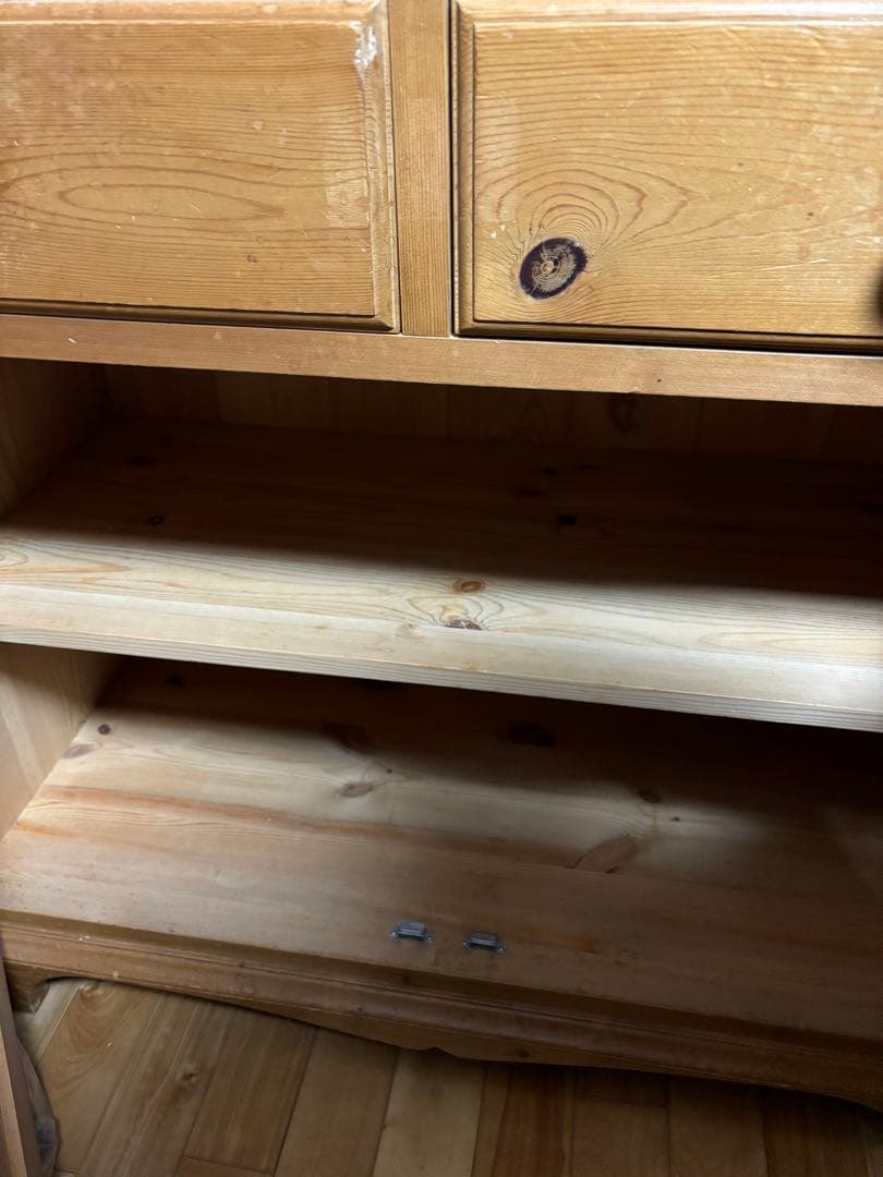 【引越の為、売り急いでいます！】 ペニーワイズ家具　食器棚