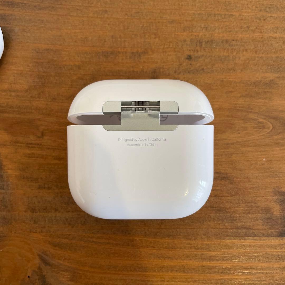 AirPods4本体 anc搭載　ジャンク品