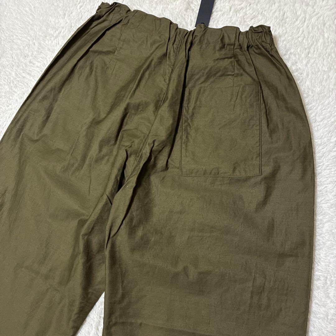 未使用品　mizuiro ind(ミズイロインド)カーゴイージーパンツ　カーキ