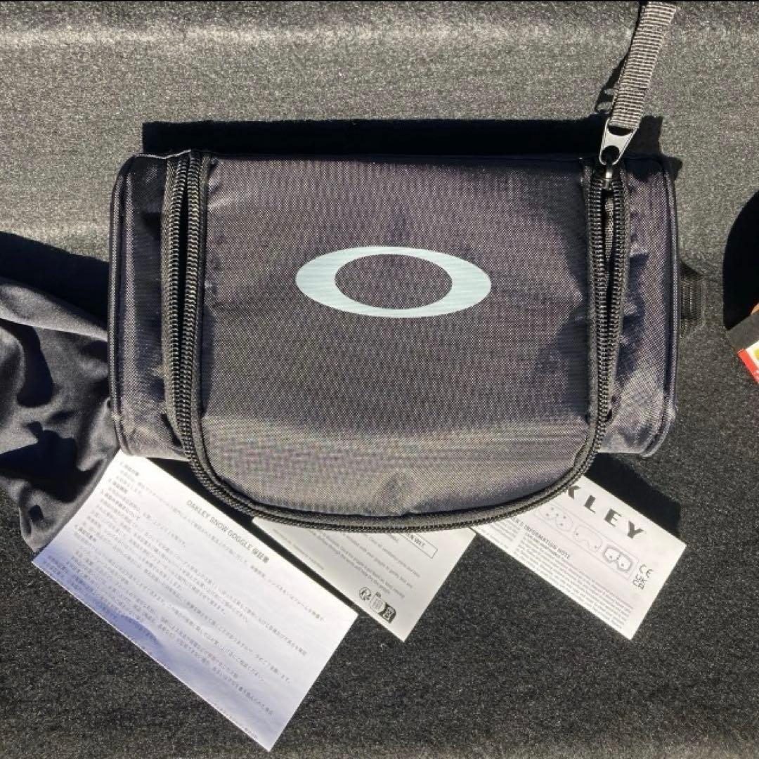 新品未使用　オークリーゴーグル　オークリースノーゴーグル　ゴーグル　雪用ゴーグル
