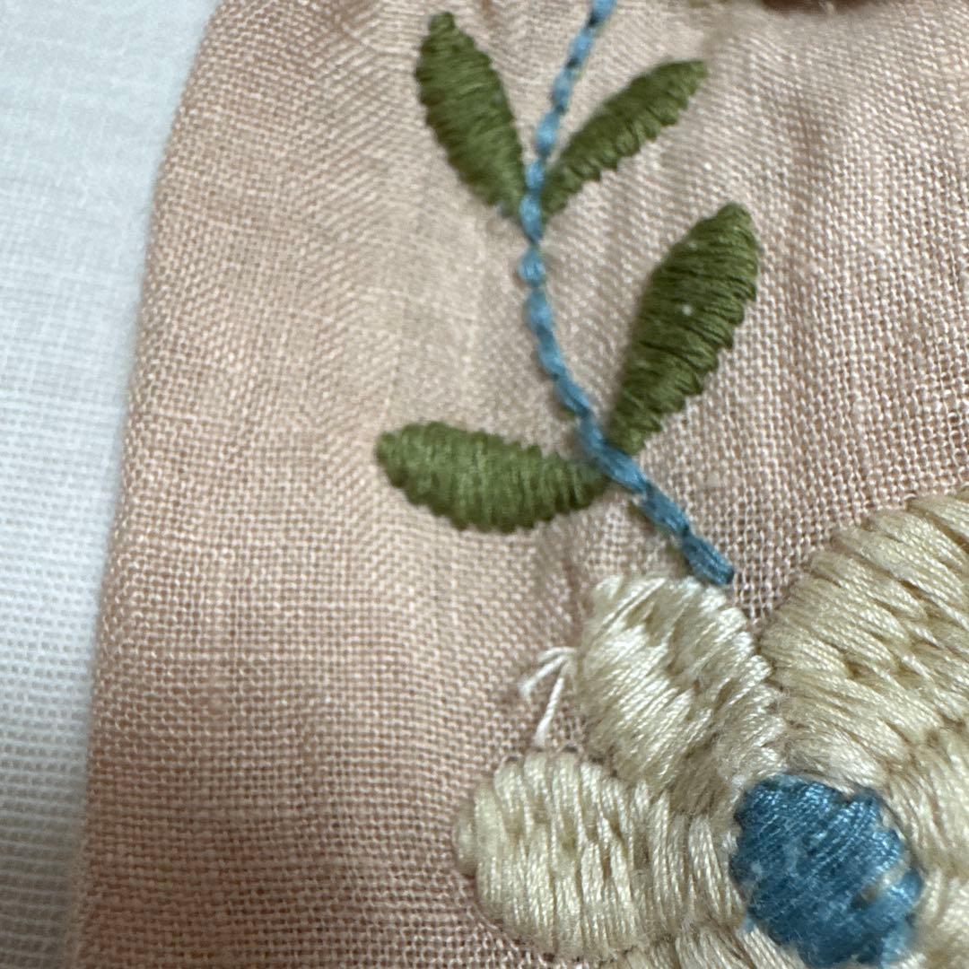 apolina ワンピース　花柄刺繍3-5y