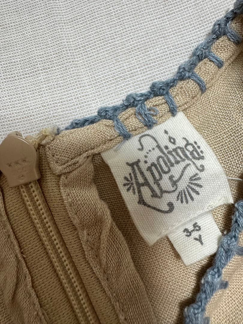 apolina ワンピース　花柄刺繍3-5y