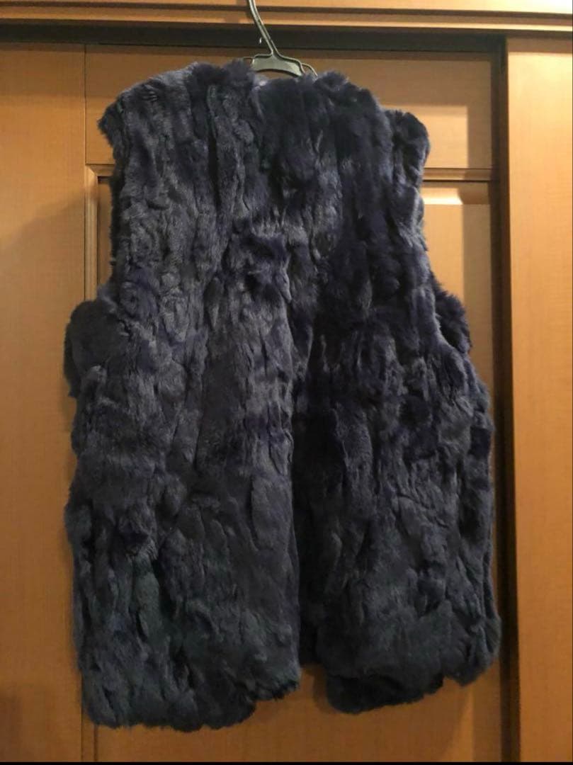 じ*ん様 ユナイテッドアローズ　ASTRET ネイビー ファーベスト