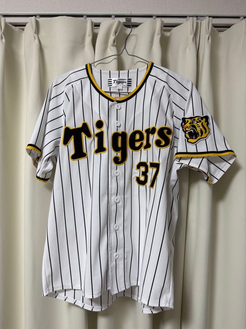 [美品]阪神タイガース ユニフォーム 37番 OYOKAWA(及川) Sサイズ
