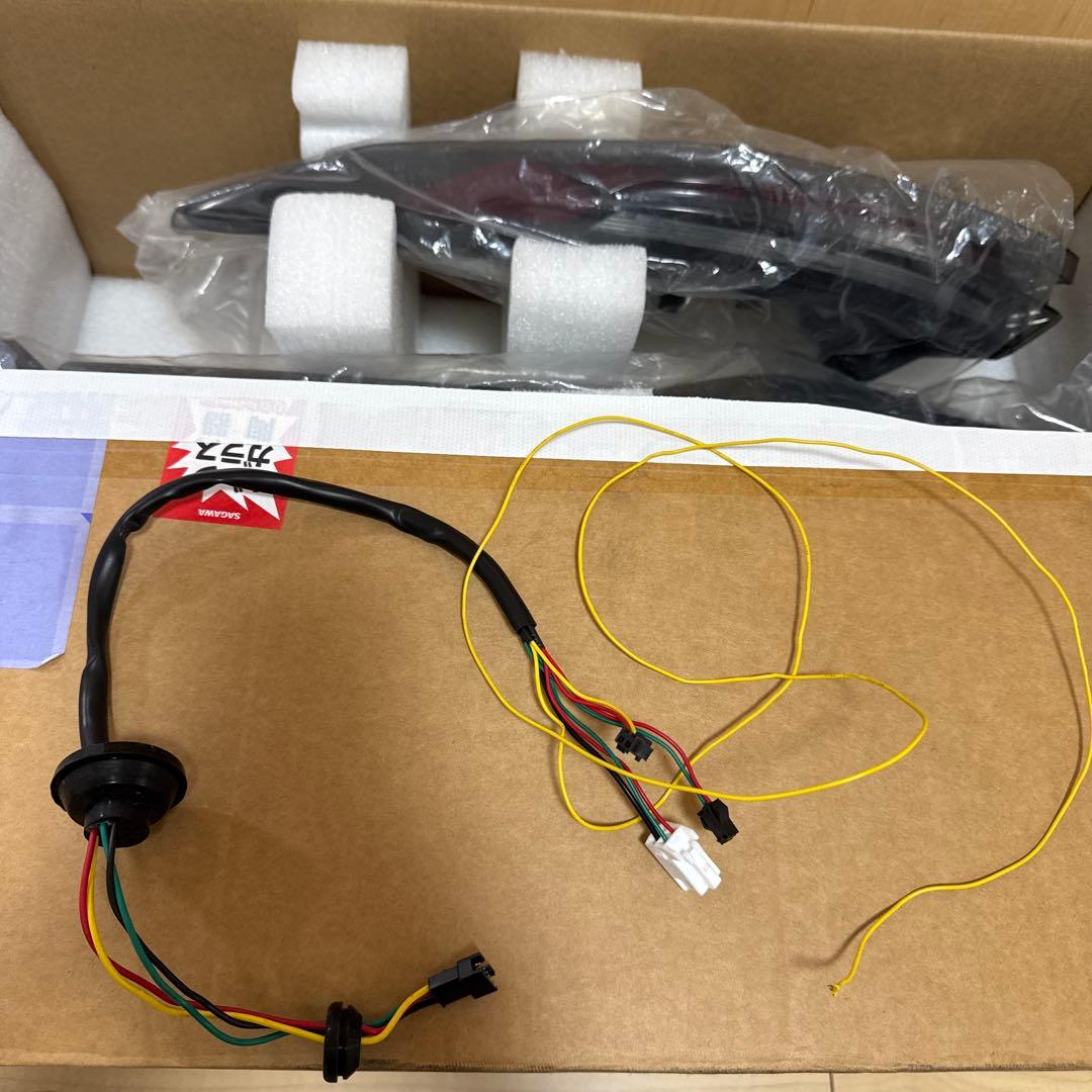 80ハリアー シェアスタイル シーケンシャルスモークテール