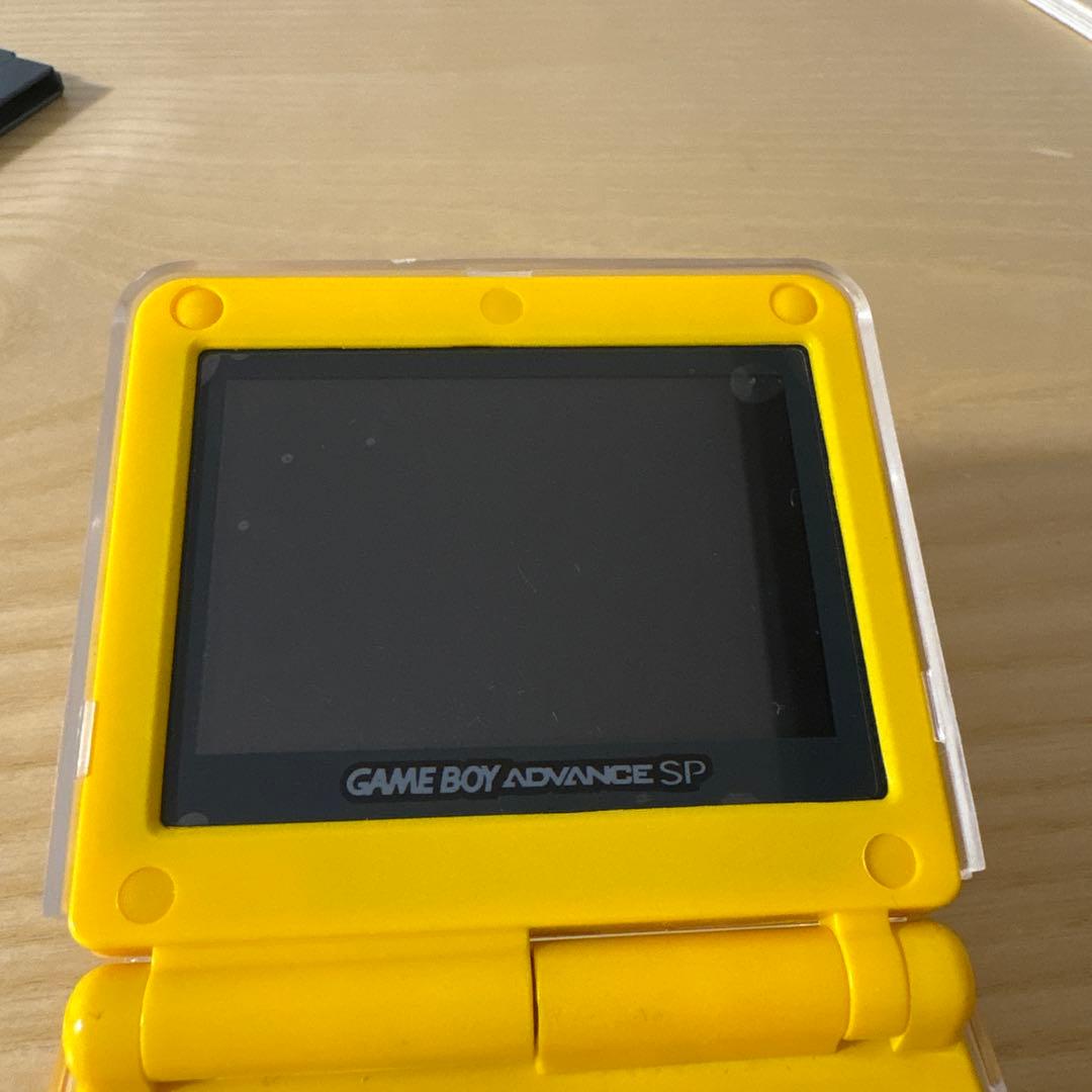 ゲームボーイアドバンスSP ピカチュウ