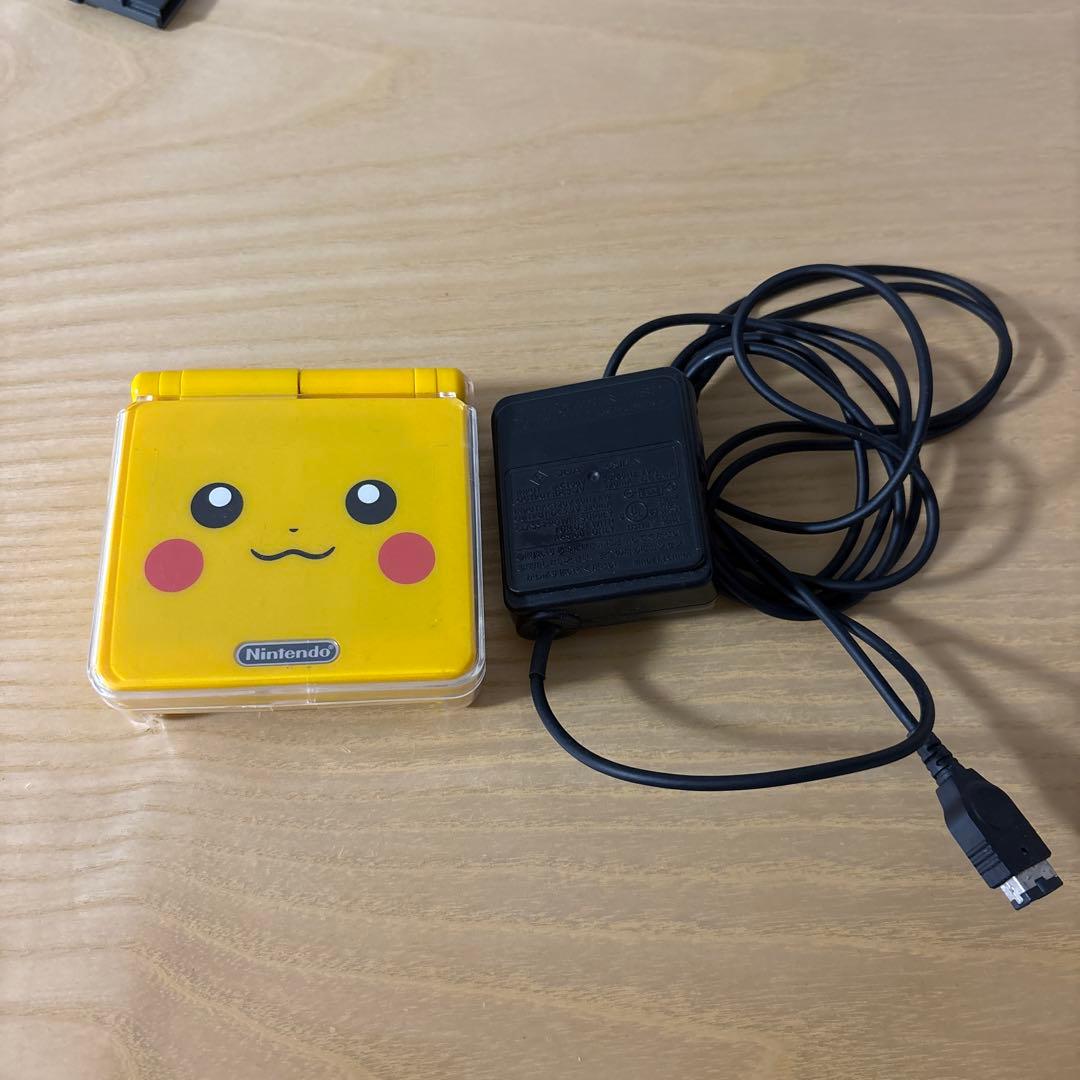 ゲームボーイアドバンスSP ピカチュウ