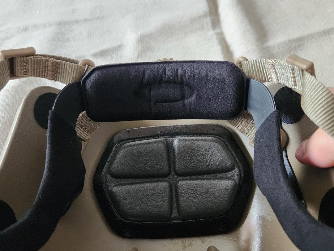 【実物】Ops-Core FAST Bump ヘルメット (ノンバリスティック)