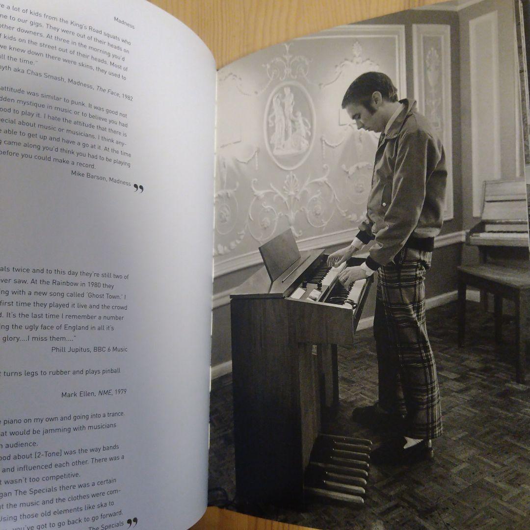 洋書 Made in the UK: The Music of Attitude