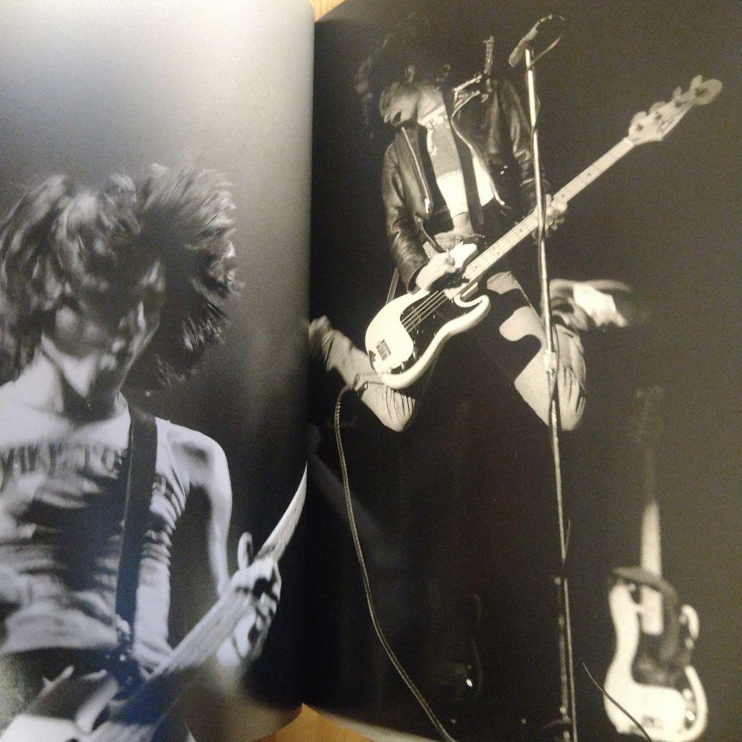 洋書 Made in the UK: The Music of Attitude