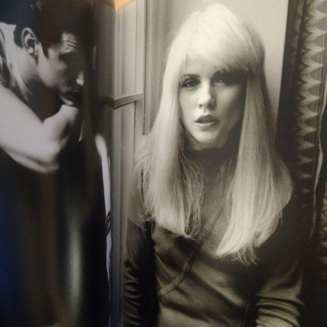 洋書 Made in the UK: The Music of Attitude