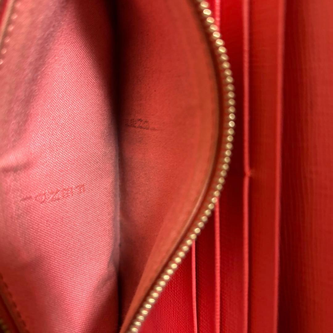 FENDI 長財布　ピンク色